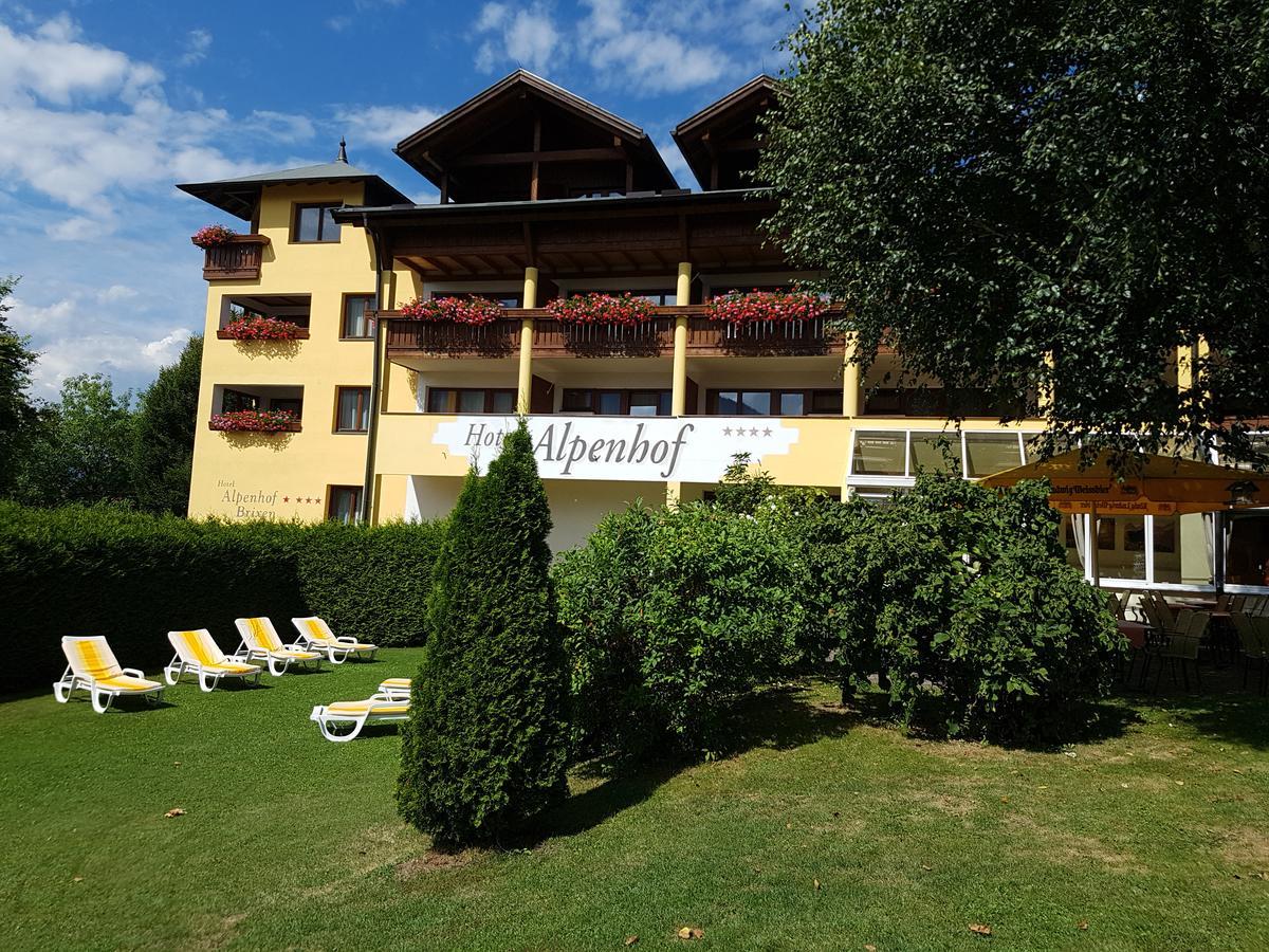 Alpenhof Brixen Hotel Brixen im Thale Exterior photo